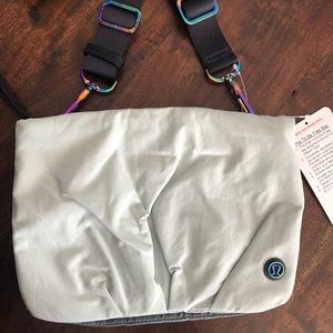NWT Lululemon Hip To Be Free Bag